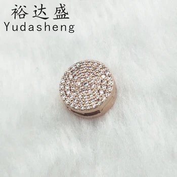

Round charm. It can be perfectly matched with flat braid and multi-ring bracelet.