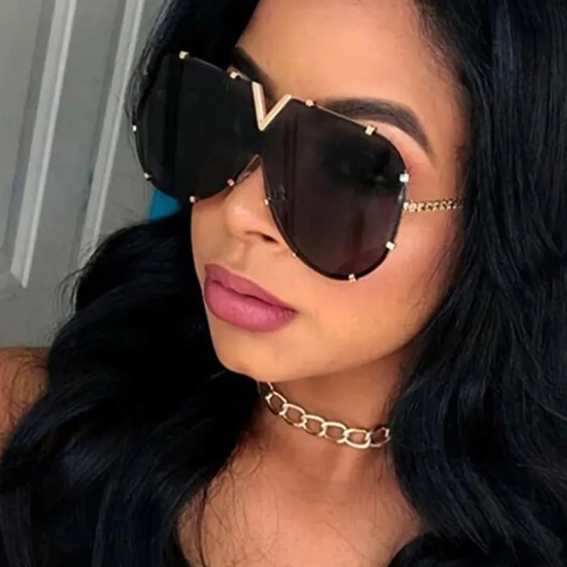 oversized louis vuitton sunglasses