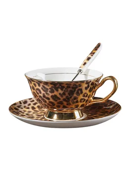 

Luxury Royal Espresso Coffee Cup Bone China Creative Tea Cup Saucers Set Ceramic Reusable Teacup Porcelain Copos Nordic Gift E8