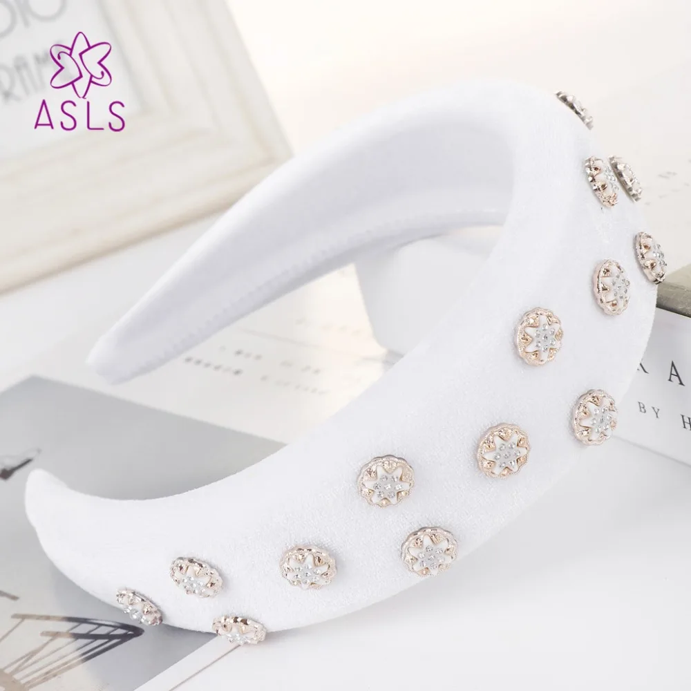 11493417565_1270434164