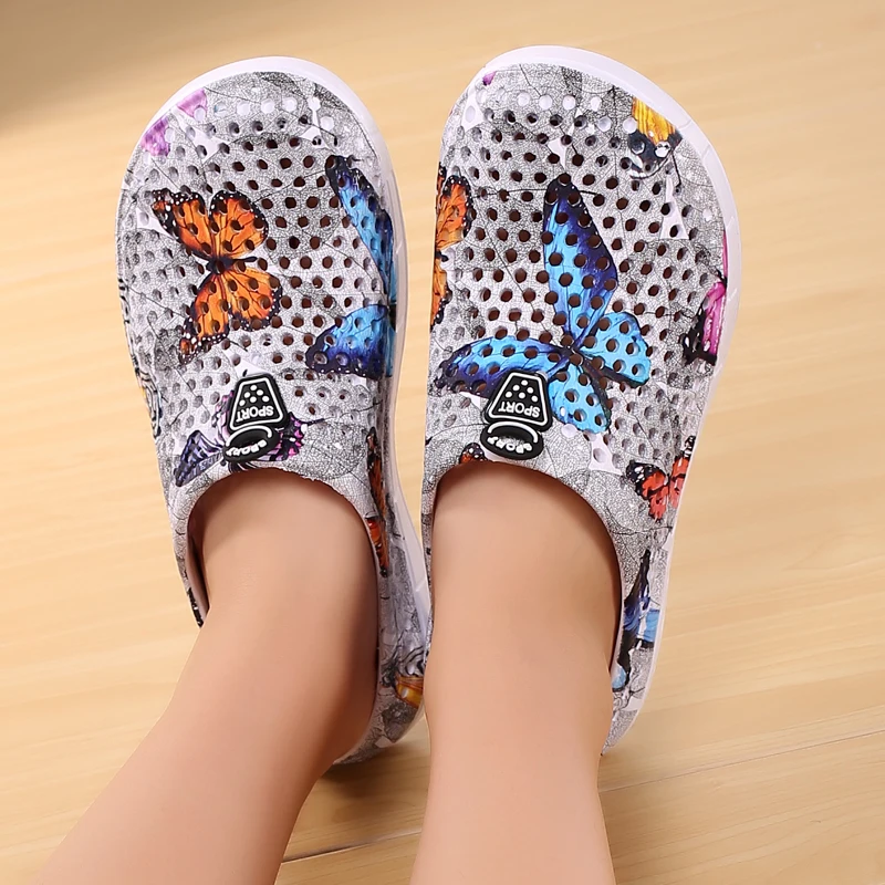 Womens Casual Clogs Breathable Beach Sandals Valentine Slippers Summer Slip on Women Flip flop Shoes Home Shoes for Woman