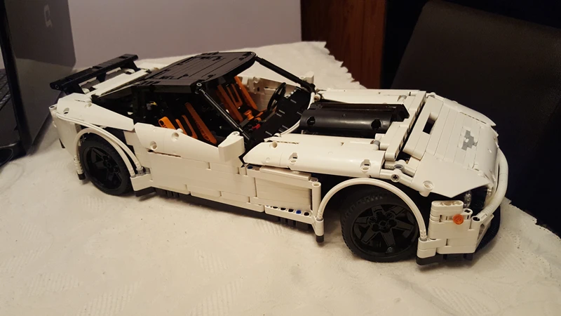 MOC 0033 Sunbeam Corvette Supercar by JurgenKrooshoop with 2168 pieces