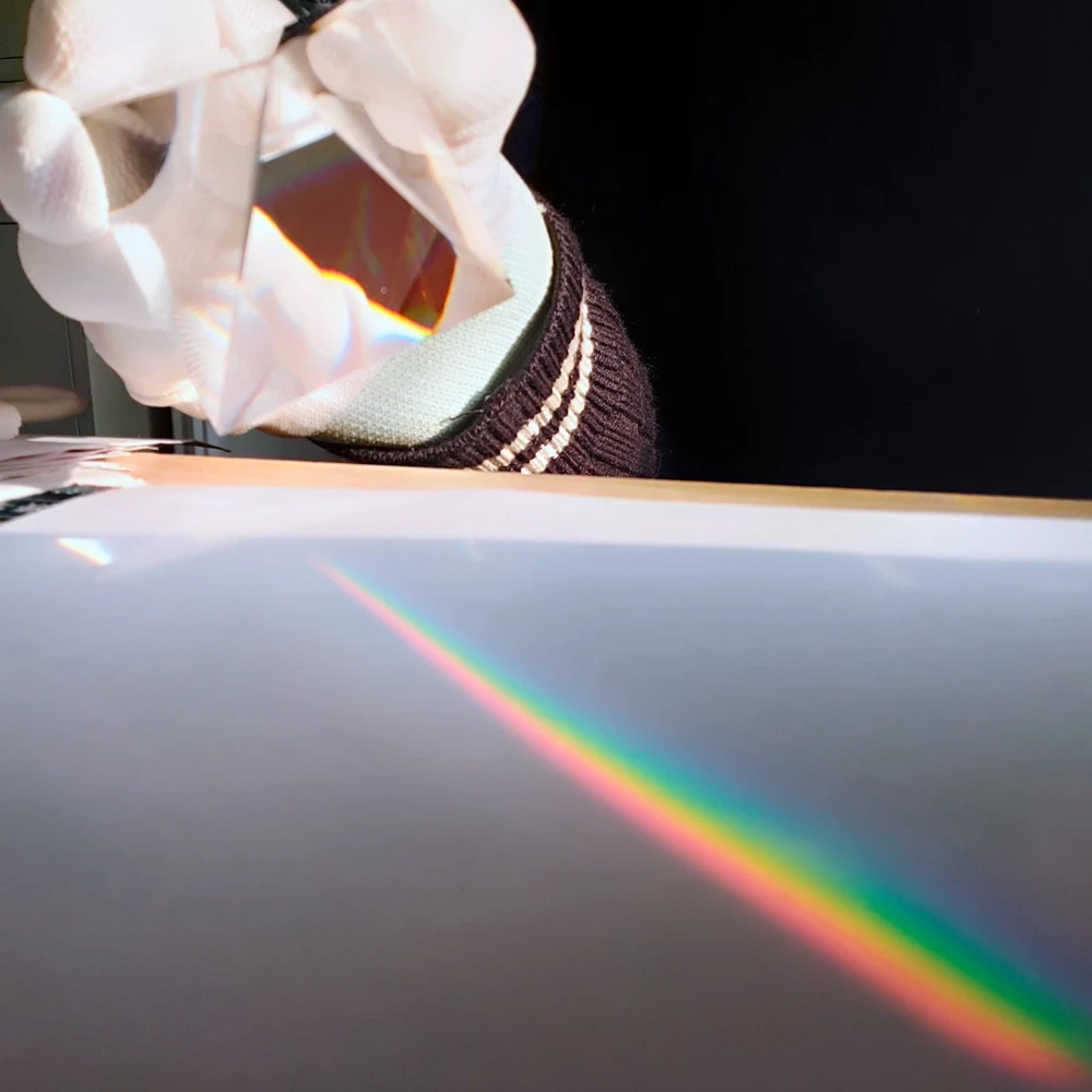 Rainbow Prism Optical Glass Crystal Pyramid 40mm Height Rectangular Pyramid Polyhedral Popularization Science Studying Student