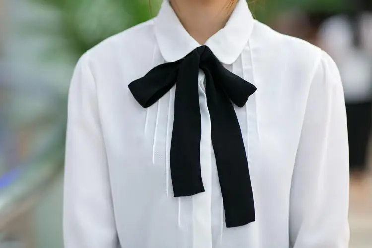 

Spring and autumn new version of Korean female bow tie doll collar White long-sleeved Shirt Chiffon shirt college style