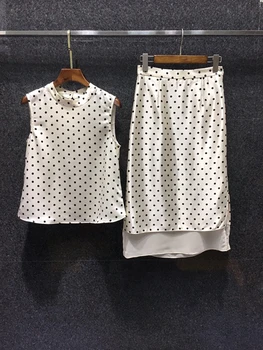 

2020 Spring and Summer New Women's Crew Neck Polka Dot Print Sleeveless Vest Tops Skirts Polka Dot Set 413