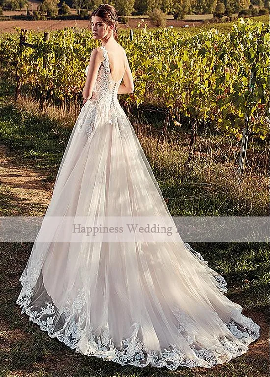 Wedding Dresses Classic V-Neck Sleeveless Lace Appliques A-line Floor Length Back Lace Up