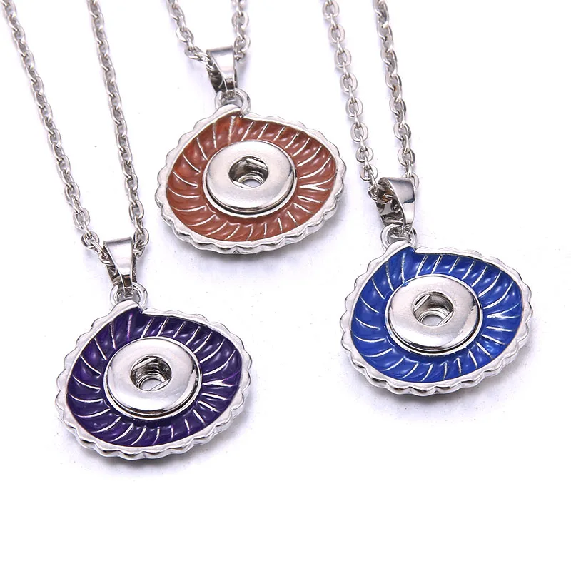 

2020 New Snap Buttons Jewelry Vintage Metal 12mm Snap Necklaces Fit Mini 12mm Snap Jewelry Pendant Necklace Women