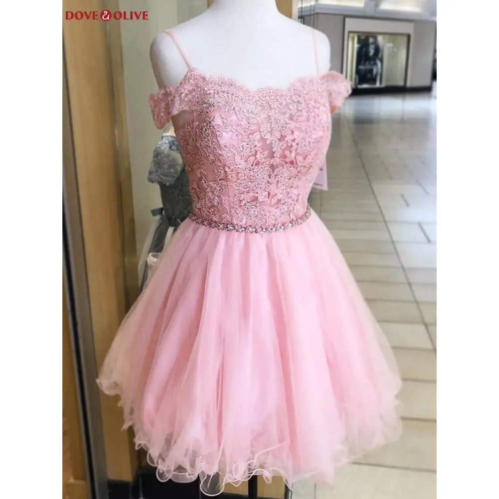 

Short Pink Prom Dresses Lace Applique Beaded Illusion Spaghetti Strap A Line Tulle Homecoming Party Evening Formal Gowns