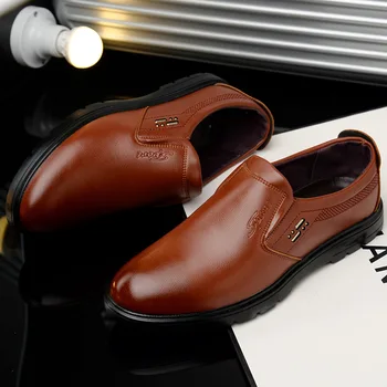 

Mens dress shoes Soft Leather Casual Mens Slip On Driving Shoes Breathable dad Flats comfortable Casual leather shoes
