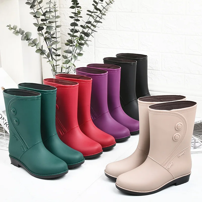 2021 Women Mid-calf Rain Boots Non-slip Short Outdoor Rain Shoes Woman Solid Waterproof Rainboots Warm Plush Inserts