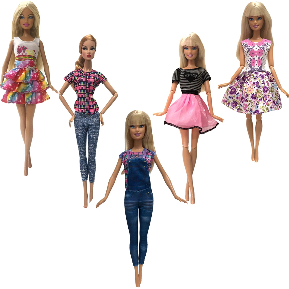 Vaatteet Barbie-nukelle - leluja tytöille