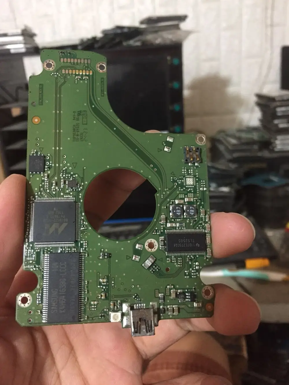 

BF41-00357A 00 Free shipping 100% Original HDD PCB circuit borad hard drive BF41-00357A 00