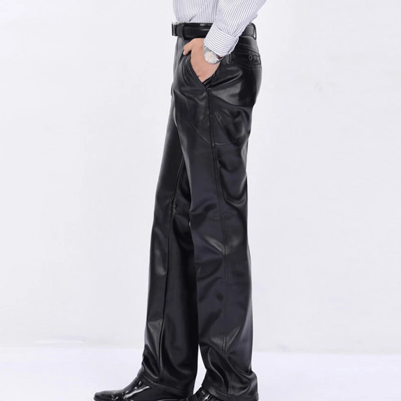 Idopy новые осенние зимние мужские модные брюки из искусственной кожи Мужчины искусственная кожа прямые деловые бархатные брюки на подкладке плюс размер 29-42