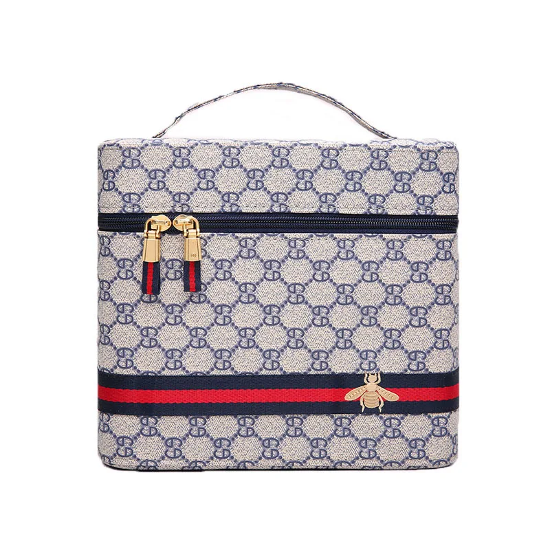 

Large Capacity Toiletries Storage Box Simple Multilayer Industry Make-up Bag Portable Makeup Bag