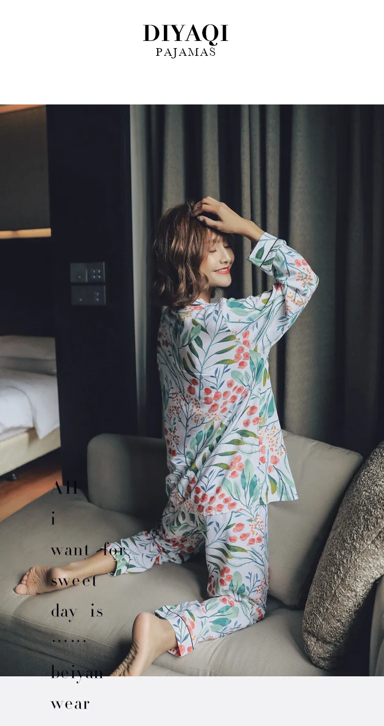 Осенние новые пижамы с цветочным принтом с длинным рукавом удобные атласные женские пижамы вискоза с отложным воротником Домашняя одежда пижамный комплект