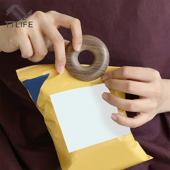 

Nordic INS Wooden Donut Decoration Folder Home Food Storage Kitchen Seal Clip Snack Bag Portable Sealing Clip Party Decoration