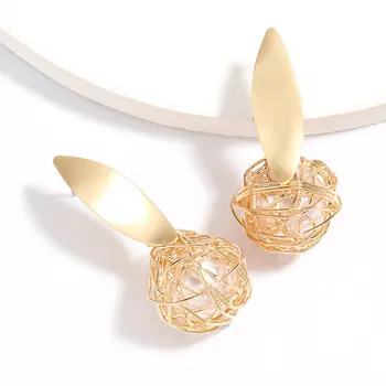 

New Fashion Earrings Gold Alloy Winding Braided White Resin Ball Earrings S925 Needle Earrings Trendy Female Earrings