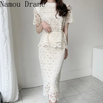 

2020 Women's Korean-Style Chic Elegant round Neck Heavy-Duty Cutout Lace Shirt + High-Waist Mid-Length Hip Skirt