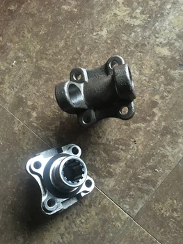 

New source excavator traveling upper case and traveling lower case transmission shaft connection