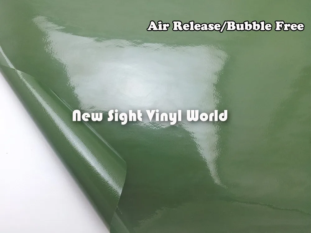 Glossy-Military-Green-Vinyl-04