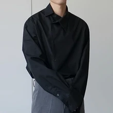 Новинка года; сезон осень-зима; рубашка с длинными рукавами в Корейском стиле; модная повседневная однотонная приталенная рубашка; цвет черный, белый, M-2XL
