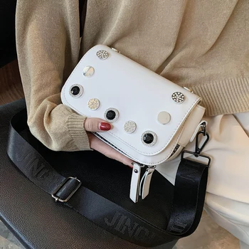 

NEW Original Design Fashion Studded Shoulder Bag & Retro Simple Square Bag Crossbody Bag Width 20cm Height 13.5cm Thickness 8cm