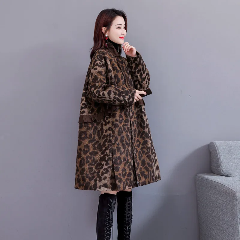 

New Women's Wool Blends Jacket Autumn Winter 2019 Fashion All-match Leopard Print Thicken Loose Long Woolen Coat Capes Female