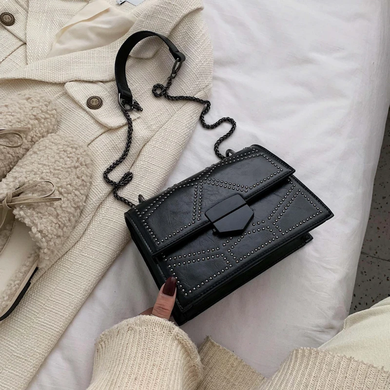

2019 Vintage Leather Crossbody Bags For Women Travel Handbag Chain Fashion Rivet Lock Small Shoulder Messenger Bags Female Bag