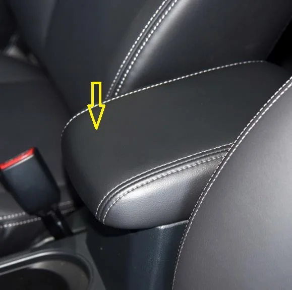 Чехол для подлокотника Subaru XV 2012 2018 из микрофибры и кожи под заказ прямая