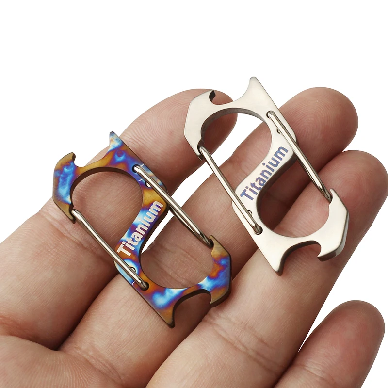 

1pcs Titanium Alloy EDC Keybuckle Simple Personality Men Women Waist Buckle Outdoor Hanging Tool