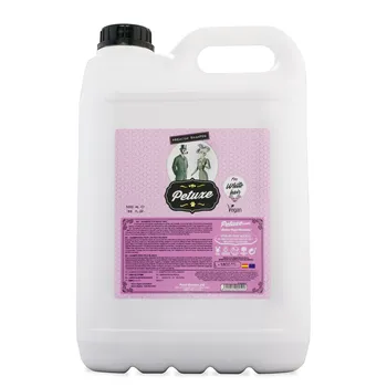 

Petuxe Shampoo Dogs and Pets Vegan White Hair