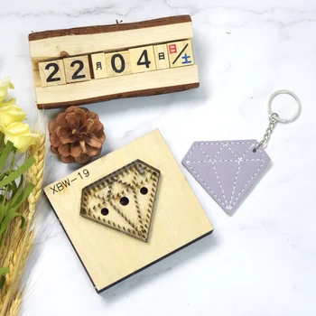 

SMVAUON Leather Cutting Die Diamond Shape Key Ring DIY Key Case Fun Pendant Leather Cutter Mold Knife Mould Hand Punch Tool
