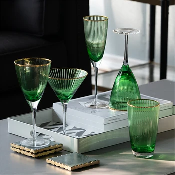 

Europe Luxury wine glass Golden edge crystal glass goblet Vertical stripe champagne glasses wedding glasses romantic Drinkware
