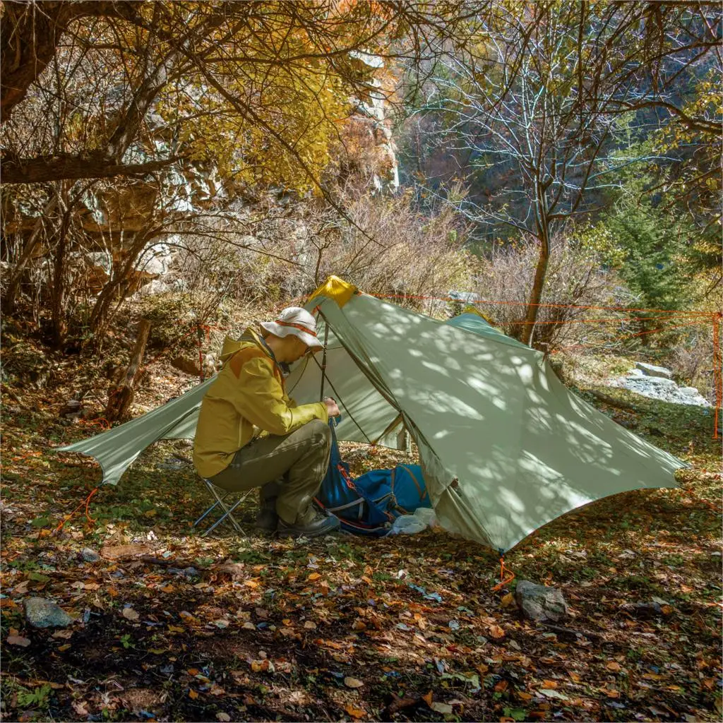 

4 Person Camping Tent Ultralight 1150g Flysheet Outdoor Nylon Both Sides Silicone Coating Rodless Large Waterproof Tent 4 Season