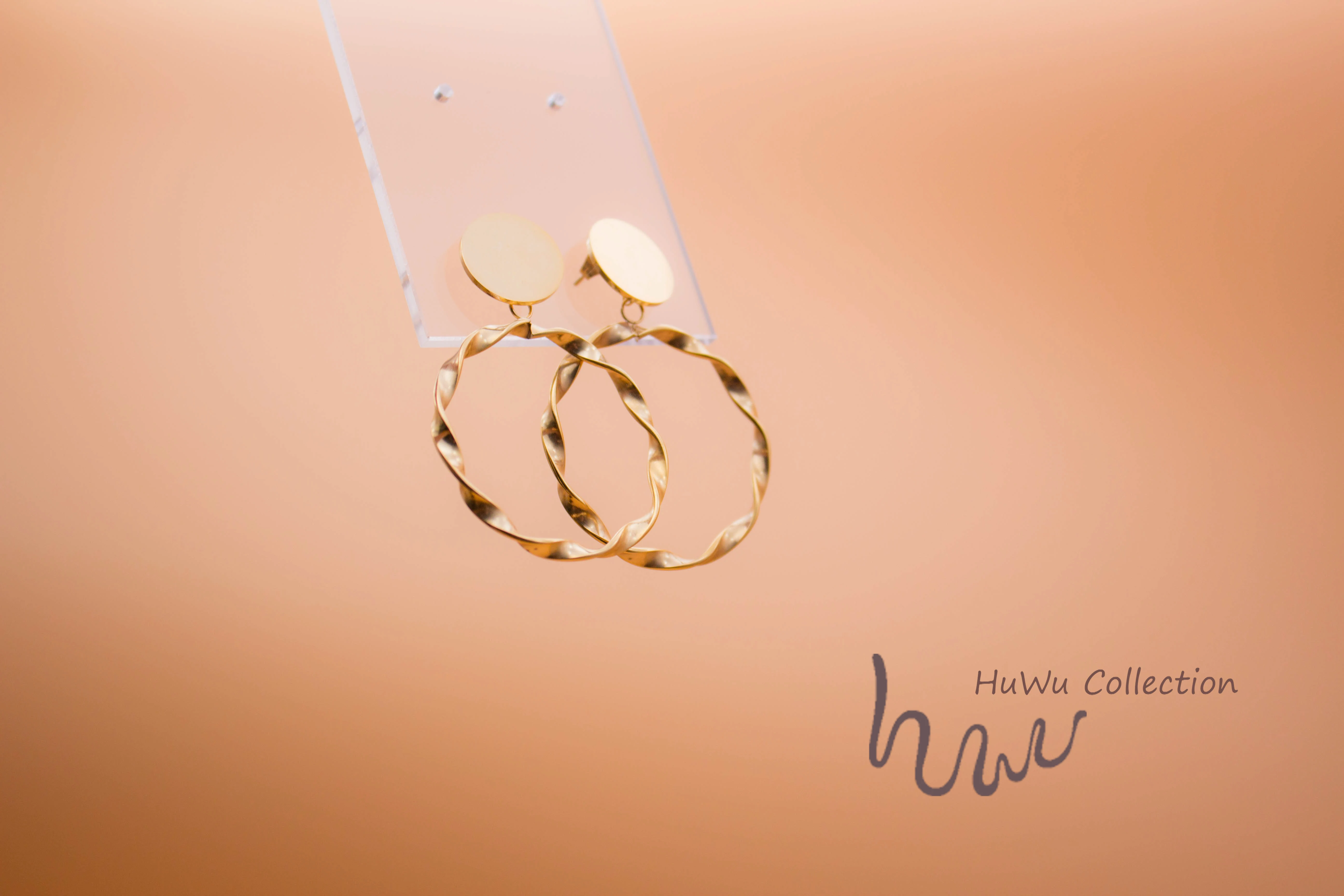 HuWu Twisted Hoop Earrings for Women Basic Special Big Circle Ear Drops All-Match fashion Dangle Earrings for Autumn Winter