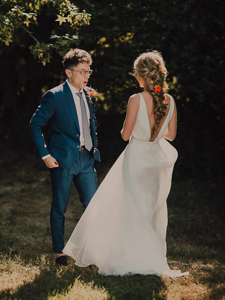 green emerald velvet dress Elegant Mermaid Halter Modest Wedding Dress Simple Bridal Gown WD738 US16 / White main image 1