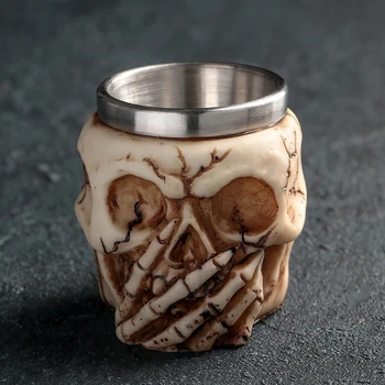 

A stack of 70 ml "Skull"