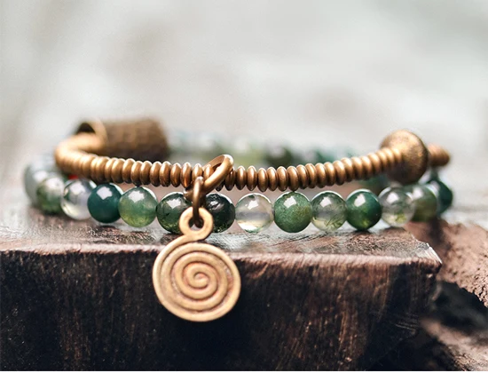 Small-Beads-Two-Row-Moss-Stone-Strand-Bracelet-Green-Ocean-Grass-Hand-Beaten-Copper-Charm-Jewelry-Money-Amulet-For-Women-Girls (8)