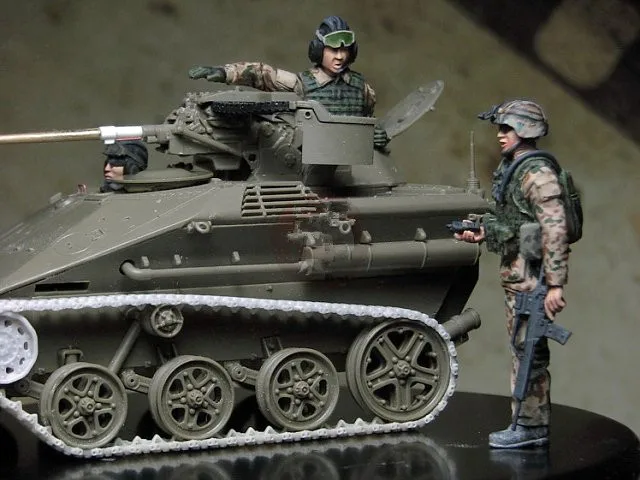 Комплект 1/35 модельная фигурка из смолы неразборный неокрашенный X314 (без