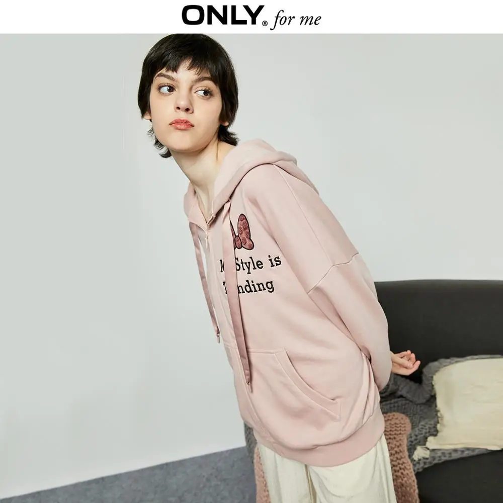 

ONLY Women's Loose Fit Minnie Pattern Sweatshirt X Disney | 11949R503