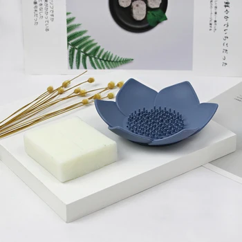 

Flexible Silicone Plates Lotus Flower Shower Bath Tray Soap Box Soap Dish Storage DrainSoap Holder Saver Bathroom Gadgets xiaoni