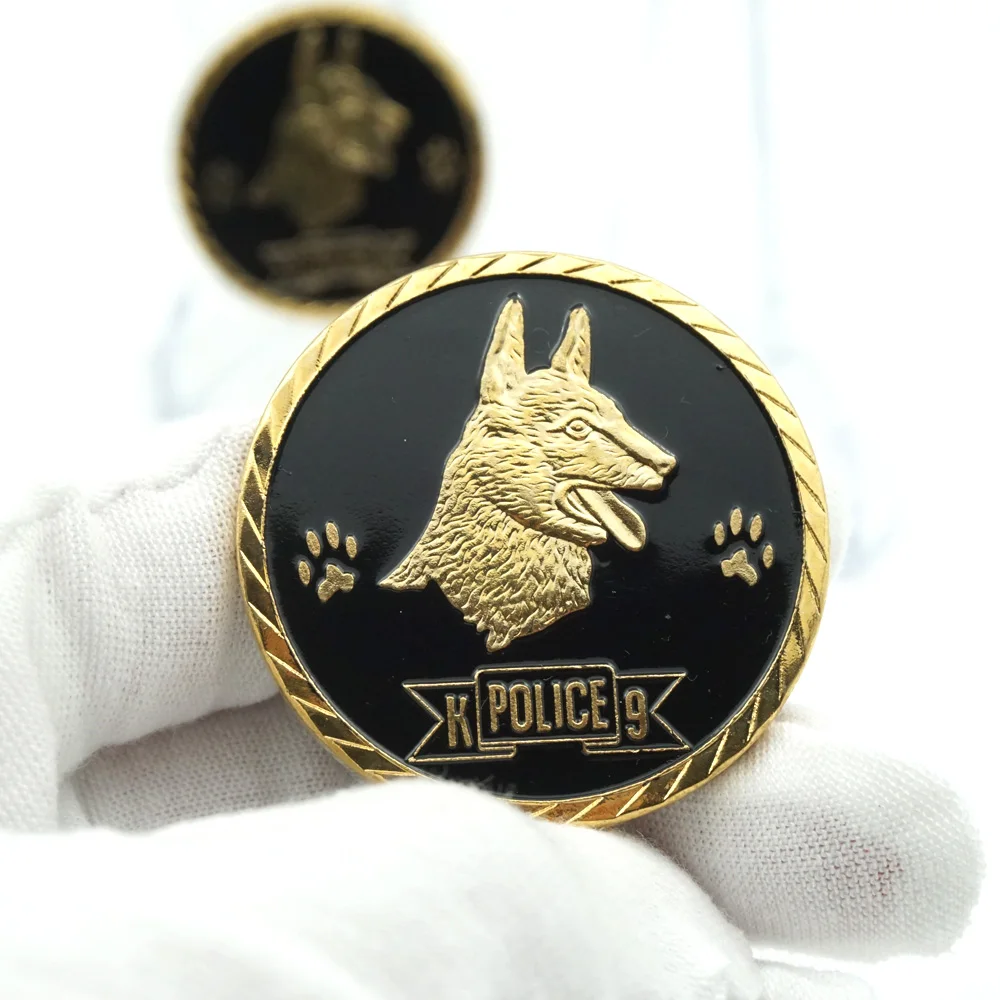 

5pcs/lot In Dogs We Trust With Paws we Bust Police Dogs Gold Plated Souvenir Gift Coins American Challenge Coin