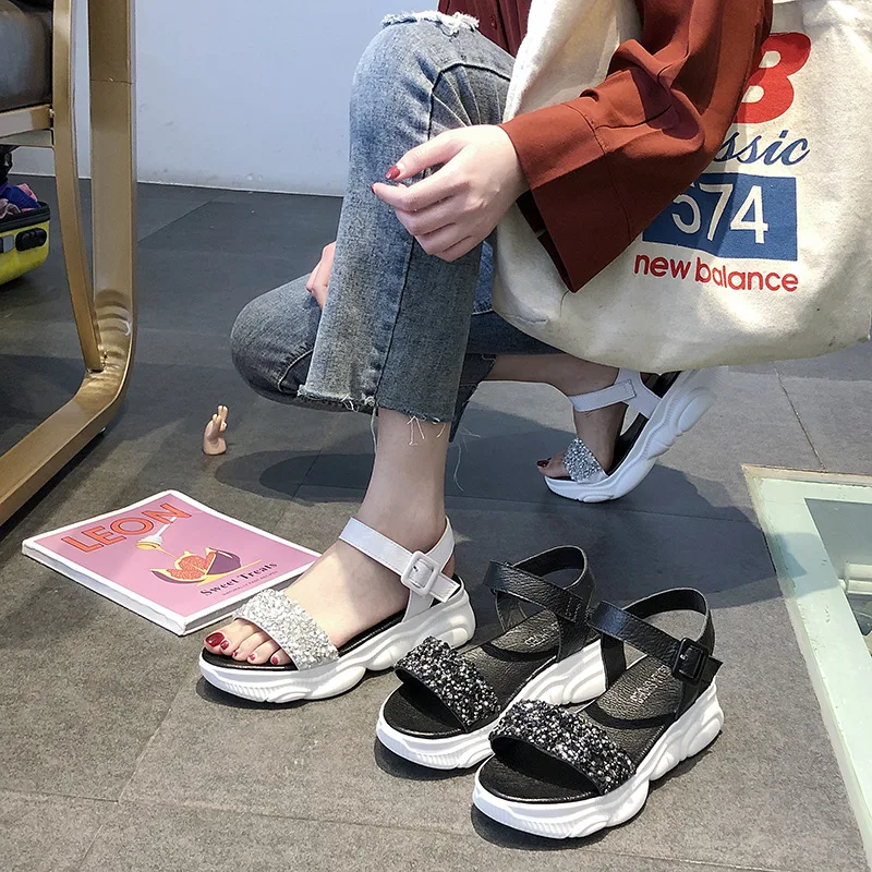 

Korean-style Cute Little Bear And Flat Sandals 2019 Summer A- line Comfortable Flat Sequin Thick Bottomed Sports Sandals Fashion
