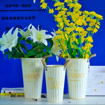 

Vintage Wrought Iron Flower Bucket Flowerpot Flower Succulent Family Garden Deck Home Decoration Iron Art Flower Vase WF1020