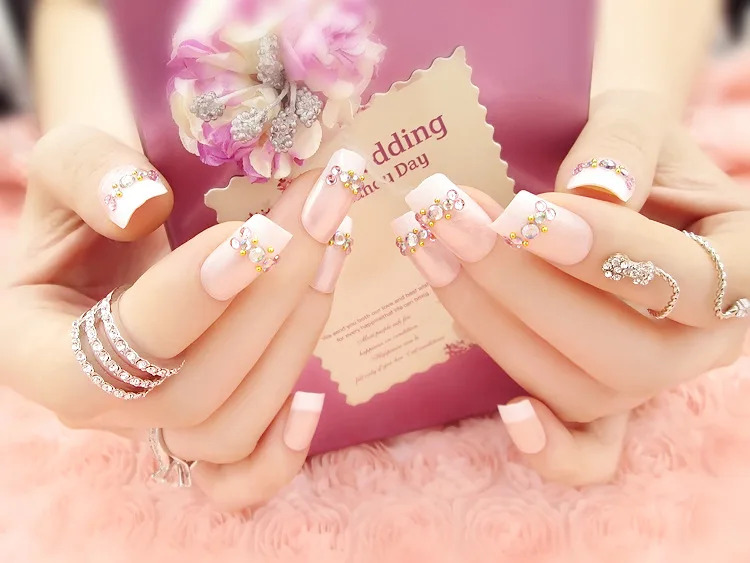 Сковальные накладные ногти с клеем средней длины жемчужные блестящие алмазные Diy Nail Art аксессуары для невесты 24 шт. розовые накладные ногти - Цвет: C21