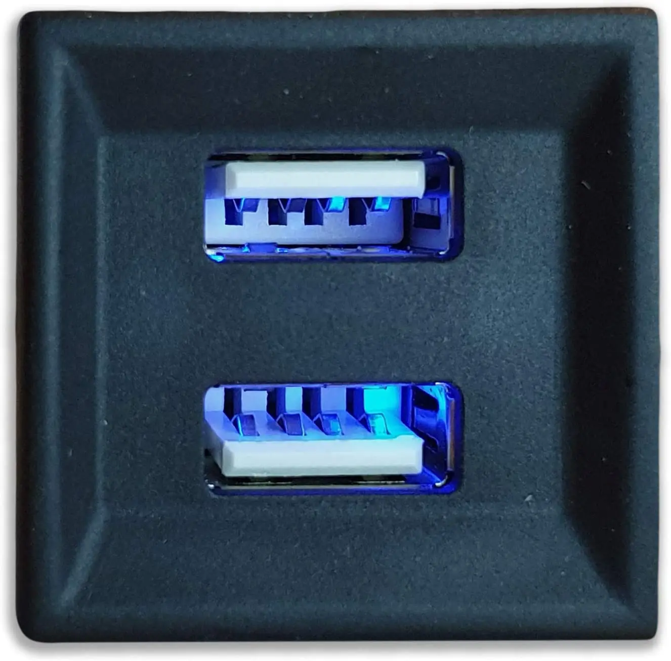 Be In Your Mind Set di 2 fasci di cablaggio di ricambio per caricatore USB doppio stile OEM compatibile con VW T5 2003-2009 porte di caricabatterie per telefono USB doppio OEM 2 x 2,1A 12V - 17V