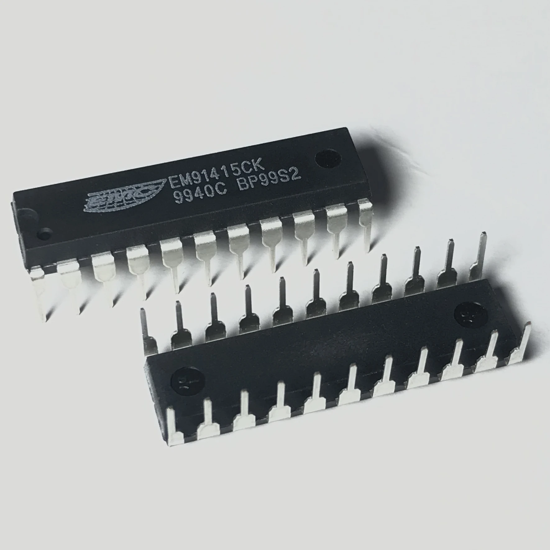 EM91415CK DIP-22P и 20 шт./лот