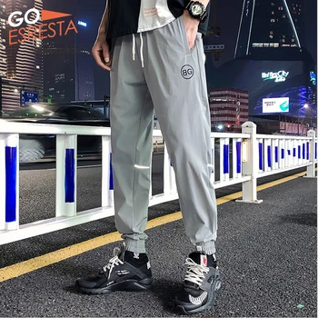 

2020 Four Seasons Men's New Sports Trousers Reflective Printing Youth Fashion Wild City Jogging Breathable Simple Trend Pants