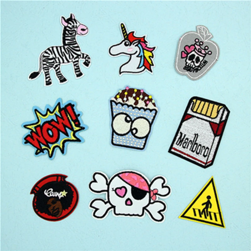 Random Mix DIY Cartoon Pattern Iron-On Patches Embroidery Cloth Chapter Decorative Stickers scrapbook - Цвет: wow set 9pcs