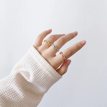 

New Fashion Punk Style Metallic Women Rings Copper Metal Resizable Silver Color Hot Girls Finger Rings Luxury Jewelry